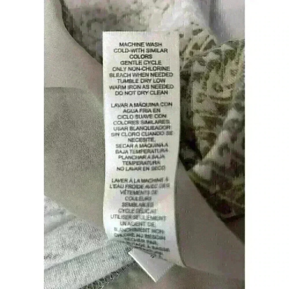 Chicos Womens Size 1 Medium Tan White Tunic Short Sleeve Top V Neck Chiffon Hem - Picture 9 of 13